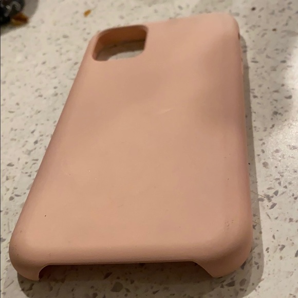iPhone 11 case pink - Picture 2 of 2
